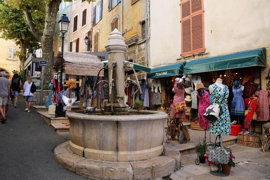 Fontaine Διαμέρισμα Aups Εξωτερικό φωτογραφία